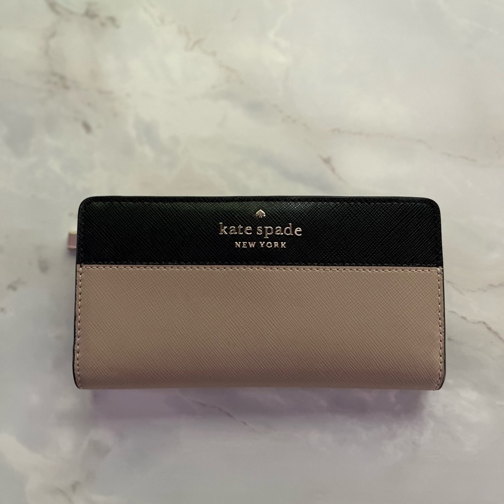Kate Spade Black and Tan wallet